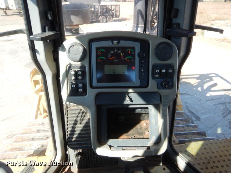 image for item DJ2095 2012 Caterpillar D6T XL  dozer