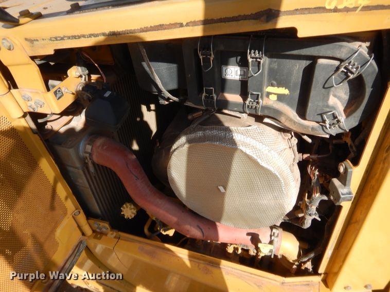 image for item DJ2095 2012 Caterpillar D6T XL  dozer