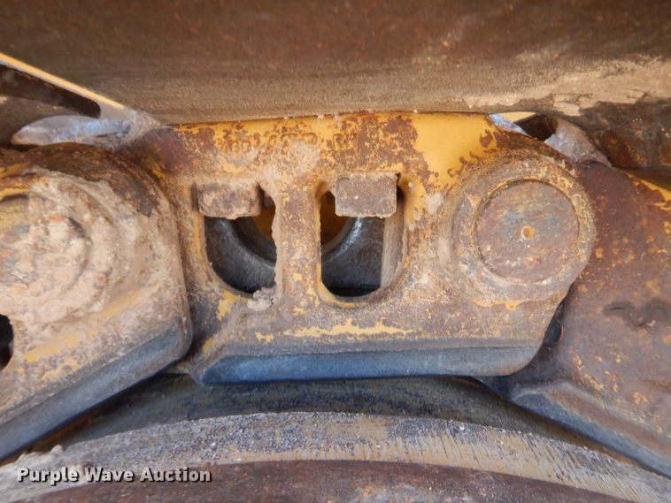 image for item DJ2095 2012 Caterpillar D6T XL  dozer