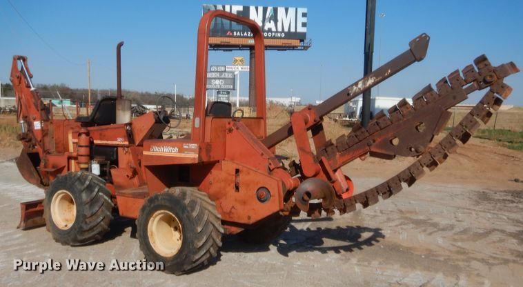 image for item DJ2096 1981 Ditch Witch 3210   trencher