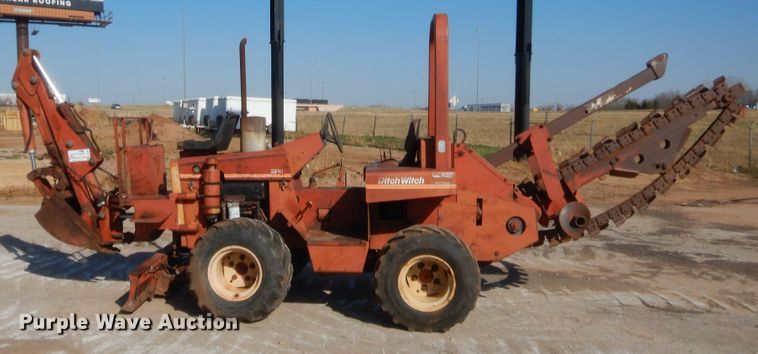 image for item DJ2096 1981 Ditch Witch 3210   trencher