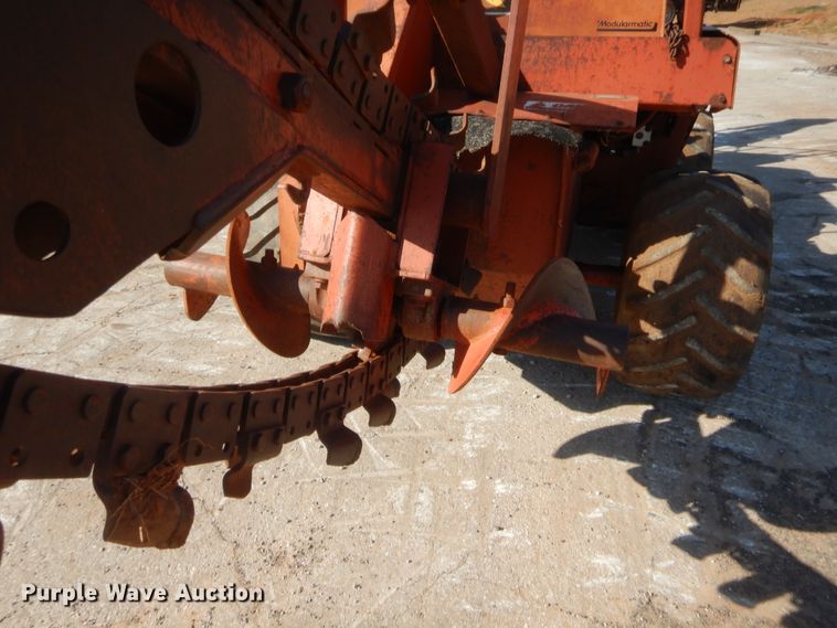 image for item DJ2096 1981 Ditch Witch 3210   trencher