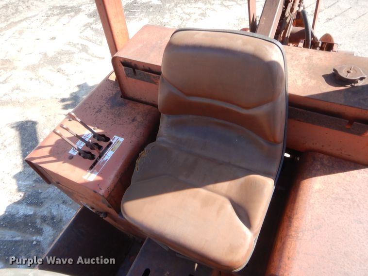 image for item DJ2096 1981 Ditch Witch 3210   trencher