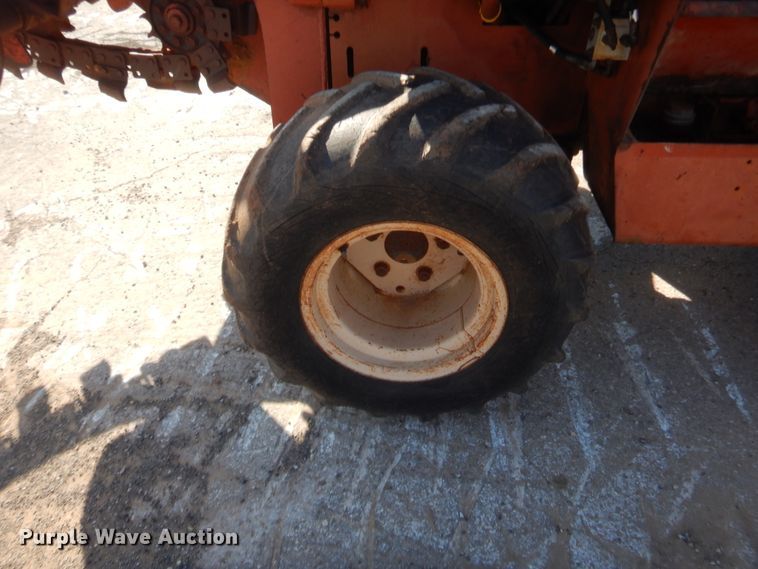 image for item DJ2096 1981 Ditch Witch 3210   trencher