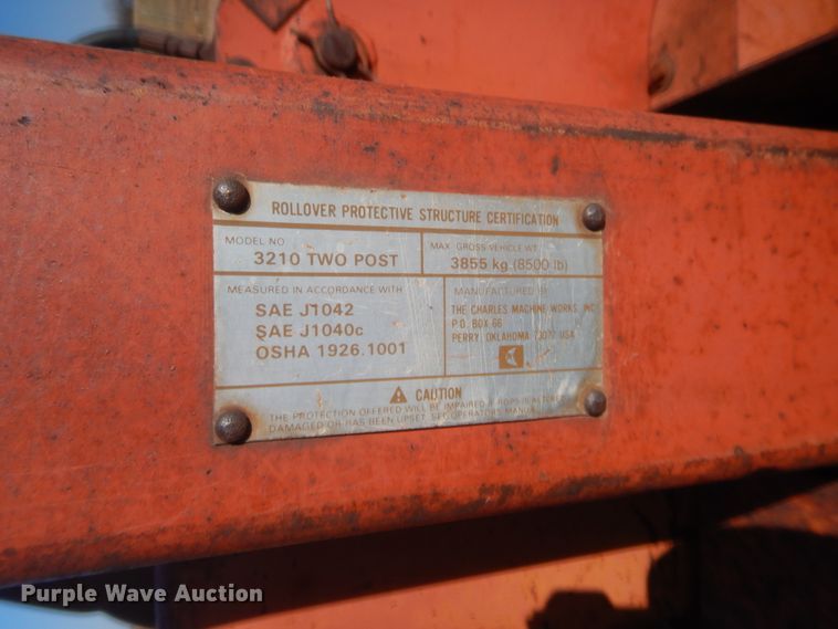 image for item DJ2096 1981 Ditch Witch 3210   trencher