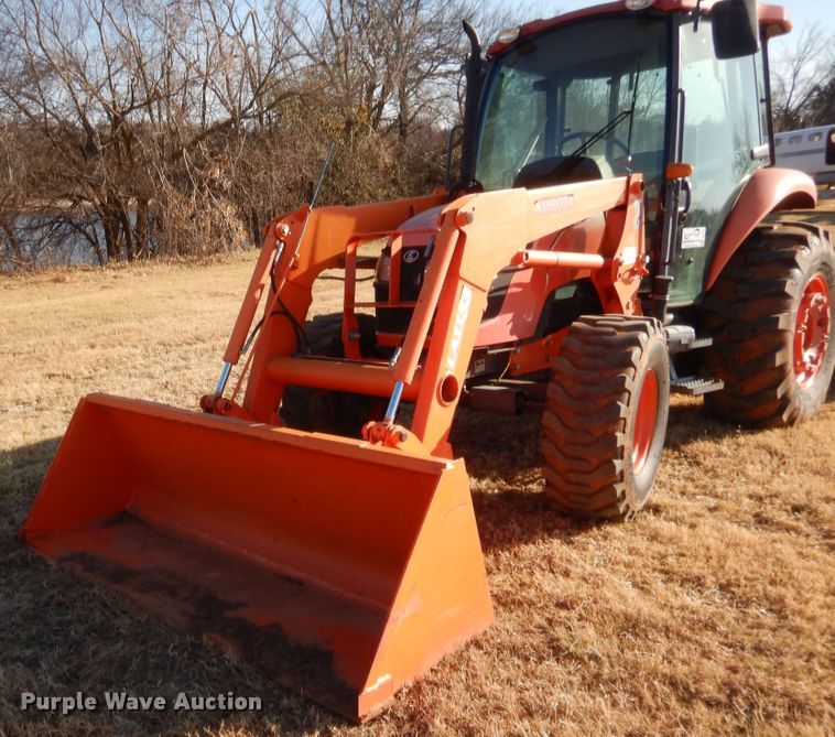 image for item DJ2114 2013 Kubota M7040D  MFWD tractor