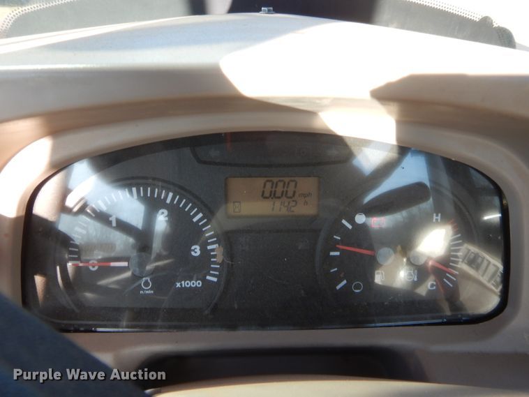 image for item DJ2114 2013 Kubota M7040D  MFWD tractor