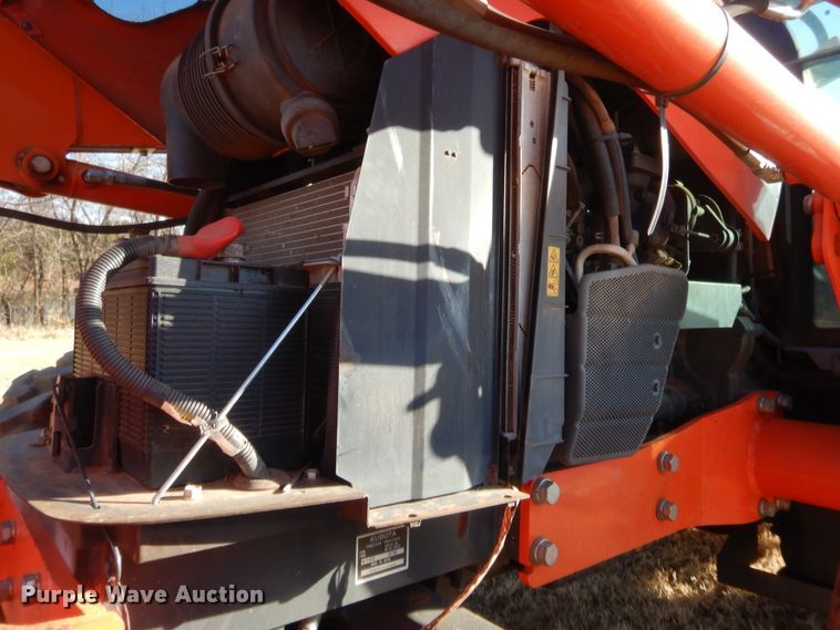 image for item DJ2114 2013 Kubota M7040D  MFWD tractor