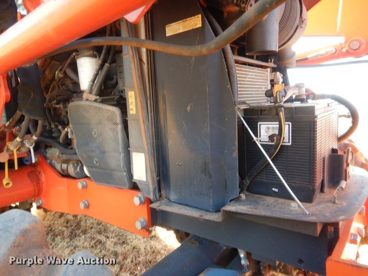 image for item DJ2114 2013 Kubota M7040D  MFWD tractor