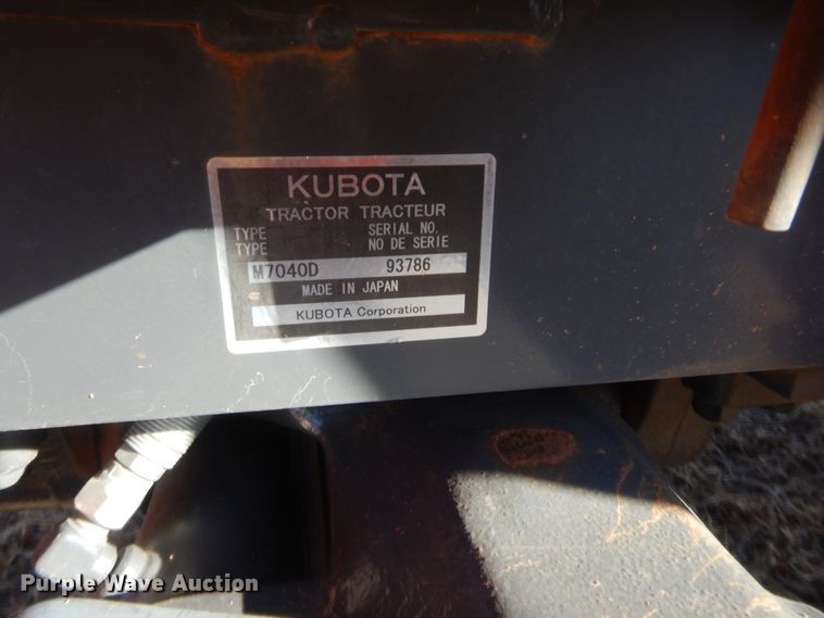 image for item DJ2114 2013 Kubota M7040D  MFWD tractor