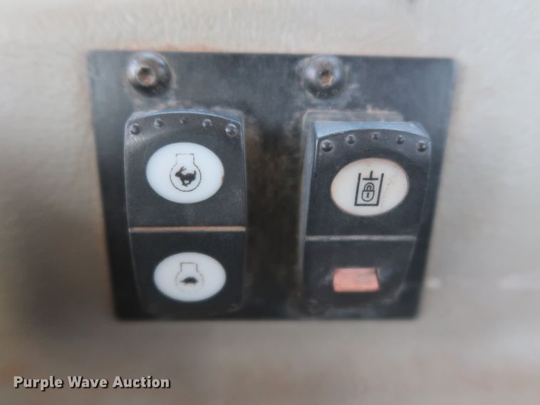 image for item DJ2295 2012 Caterpillar D6T XL  dozer