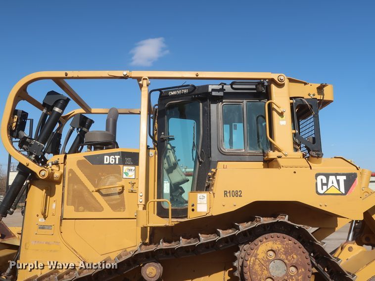 image for item DJ2295 2012 Caterpillar D6T XL  dozer