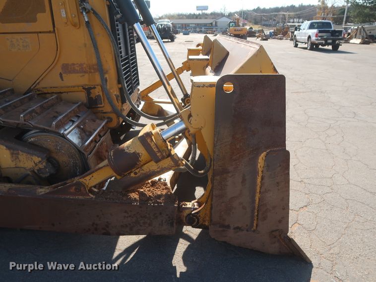 image for item DJ2295 2012 Caterpillar D6T XL  dozer