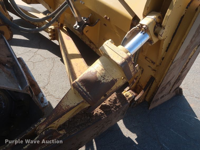 image for item DJ2295 2012 Caterpillar D6T XL  dozer