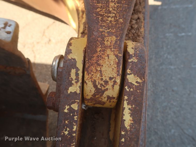 image for item DJ2295 2012 Caterpillar D6T XL  dozer