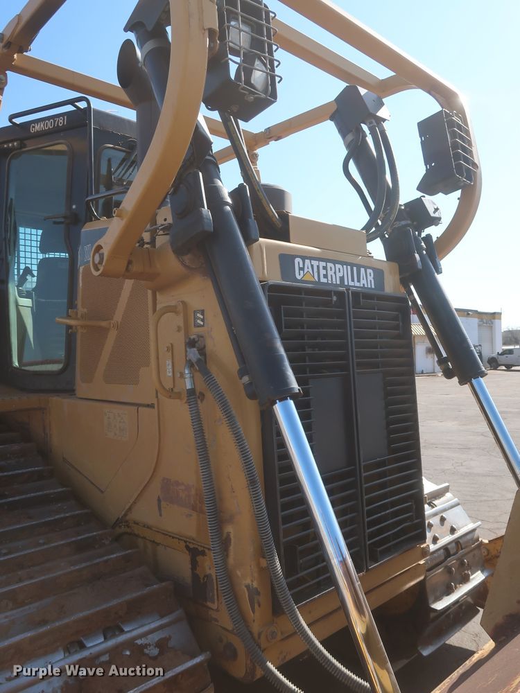 image for item DJ2295 2012 Caterpillar D6T XL  dozer
