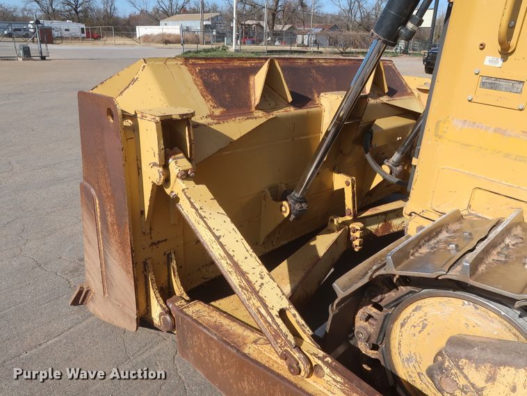 image for item DJ2295 2012 Caterpillar D6T XL  dozer
