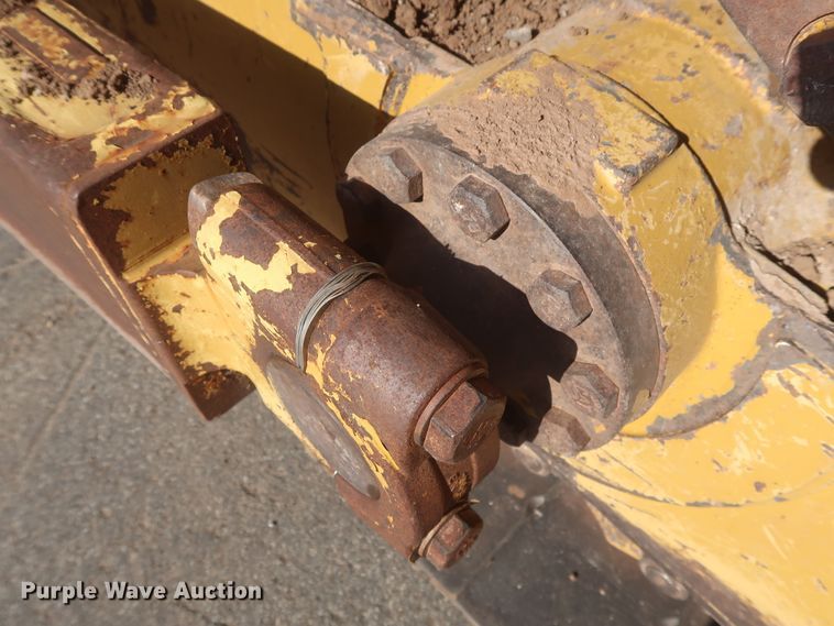 image for item DJ2295 2012 Caterpillar D6T XL  dozer