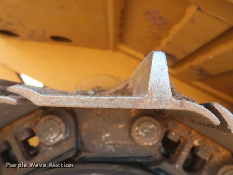 image for item DJ2295 2012 Caterpillar D6T XL  dozer