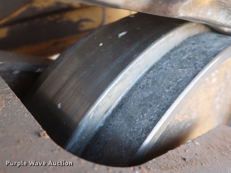 image for item DJ2295 2012 Caterpillar D6T XL  dozer