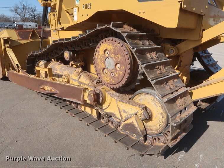 image for item DJ2295 2012 Caterpillar D6T XL  dozer
