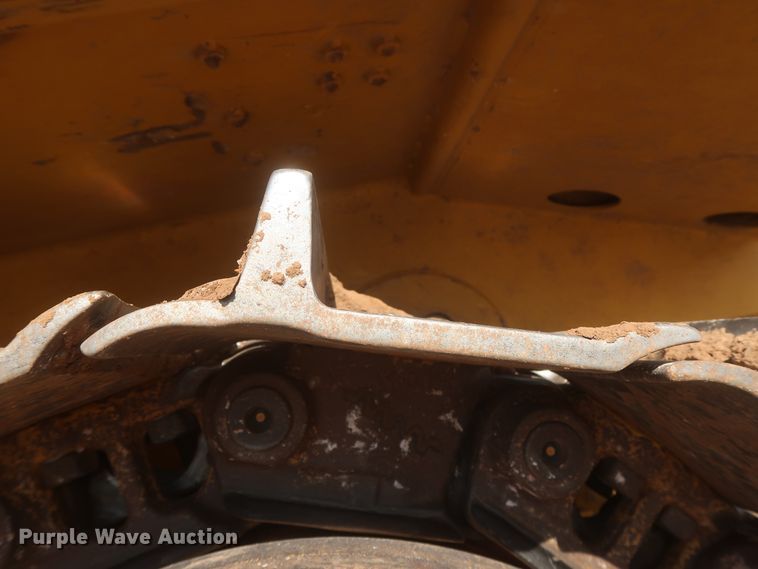 image for item DJ2295 2012 Caterpillar D6T XL  dozer