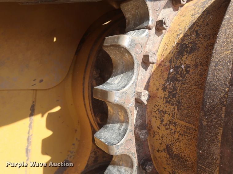 image for item DJ2295 2012 Caterpillar D6T XL  dozer