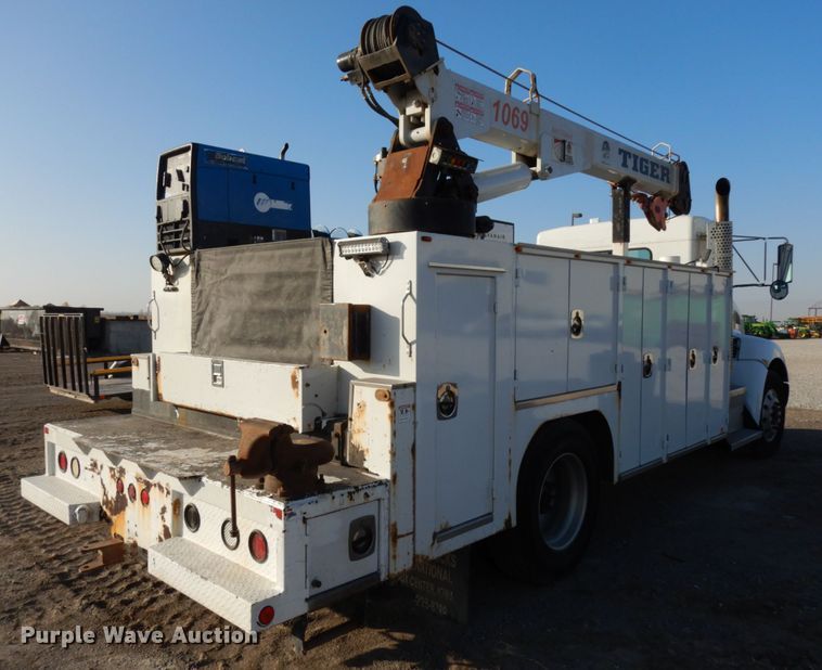 image for item DJ5775 2014 Kenworth T370  service truck