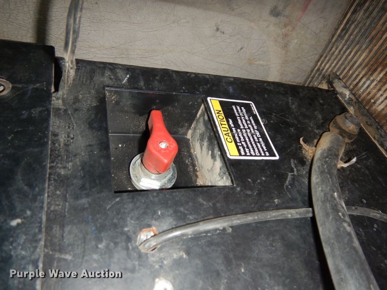 image for item DJ5775 2014 Kenworth T370  service truck