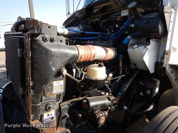 image for item DJ5775 2014 Kenworth T370  service truck