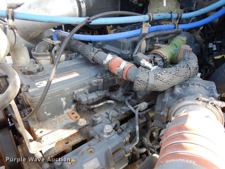 image for item DJ5775 2014 Kenworth T370  service truck