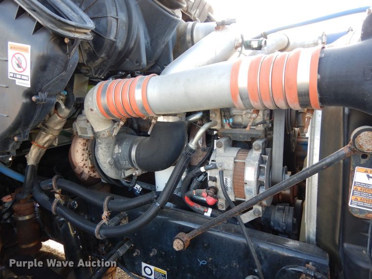 image for item DJ5775 2014 Kenworth T370  service truck