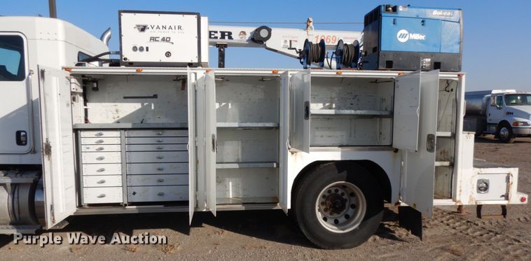 image for item DJ5775 2014 Kenworth T370  service truck