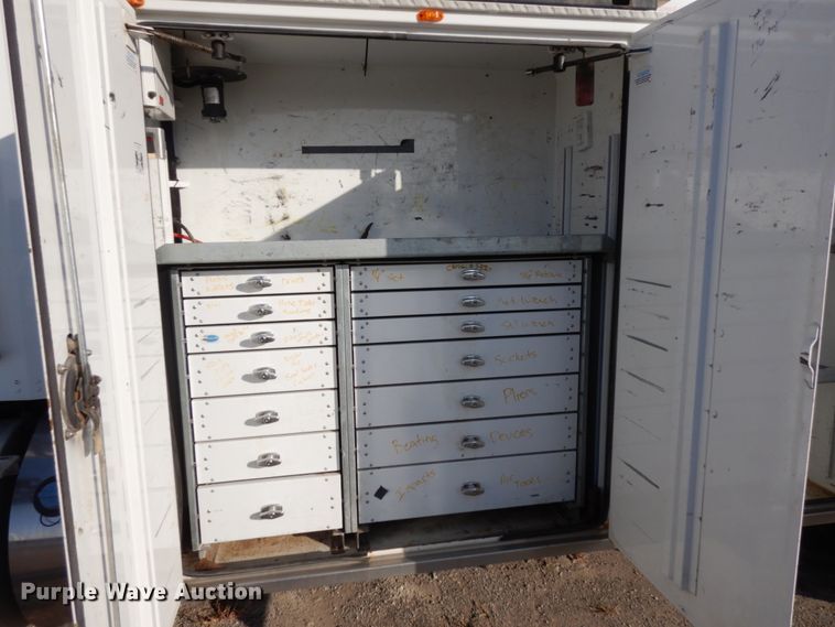 image for item DJ5775 2014 Kenworth T370  service truck