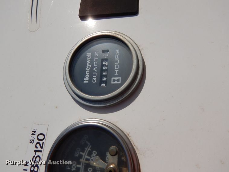 image for item DJ5775 2014 Kenworth T370  service truck