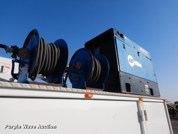 image for item DJ5775 2014 Kenworth T370  service truck