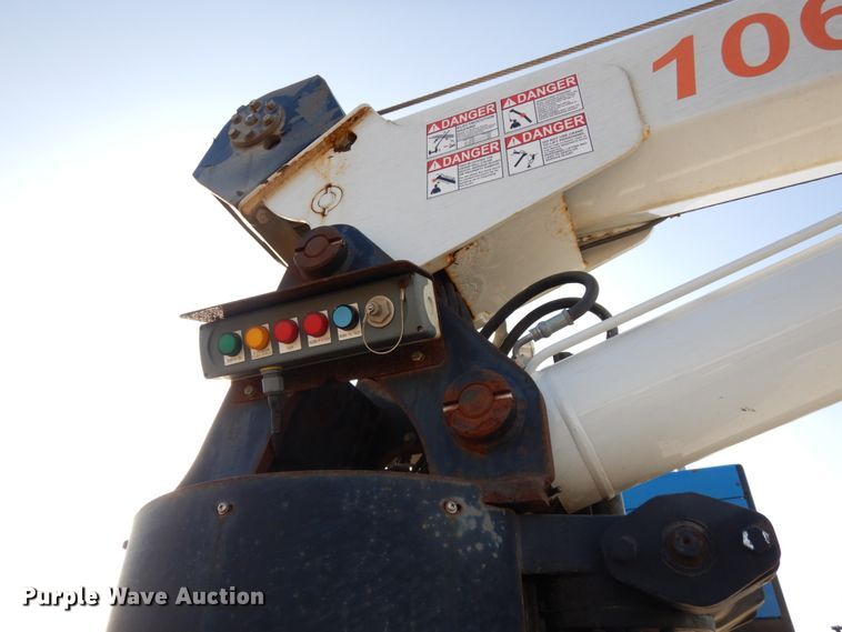 image for item DJ5775 2014 Kenworth T370  service truck