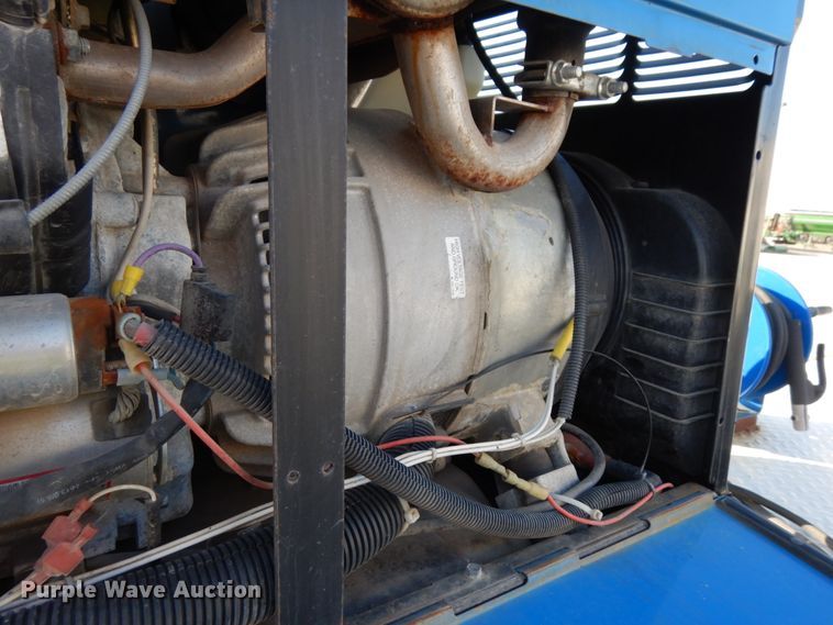 image for item DJ5775 2014 Kenworth T370  service truck