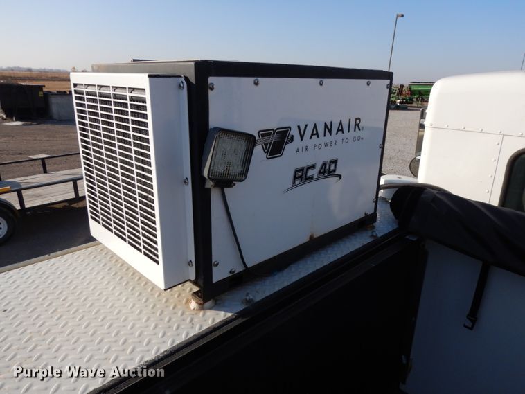 image for item DJ5775 2014 Kenworth T370  service truck