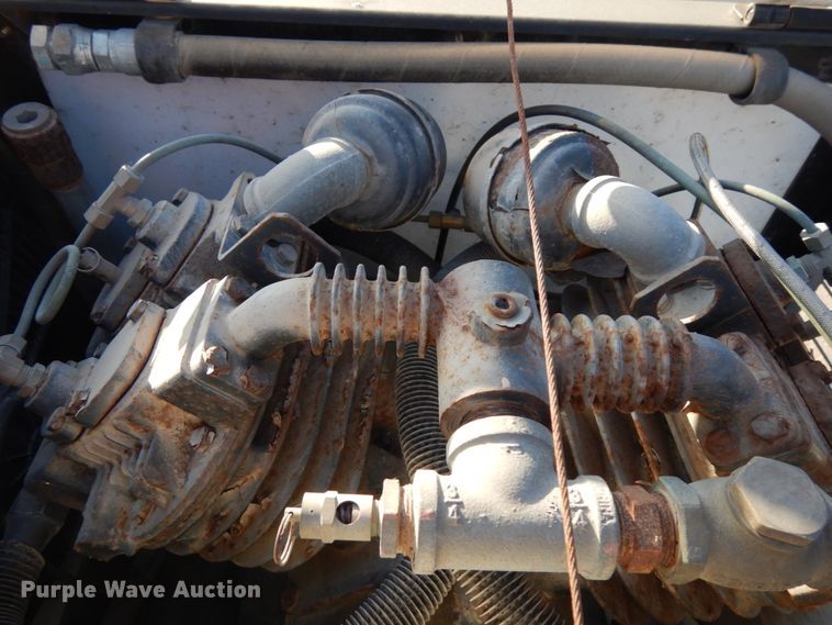 image for item DJ5775 2014 Kenworth T370  service truck