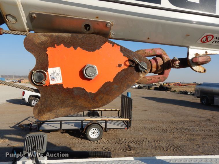 image for item DJ5775 2014 Kenworth T370  service truck