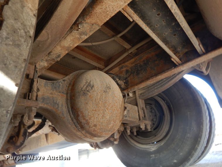 image for item DJ5775 2014 Kenworth T370  service truck