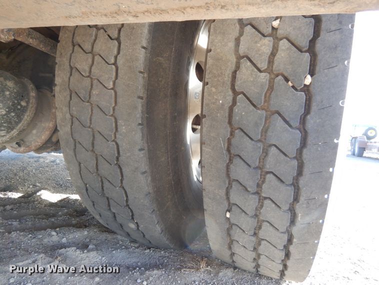 image for item DJ5775 2014 Kenworth T370  service truck