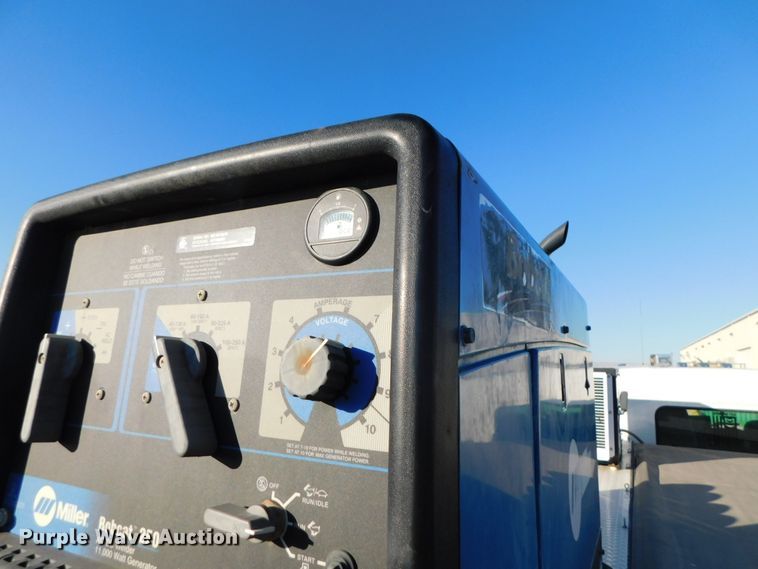 image for item DJ5775 2014 Kenworth T370  service truck