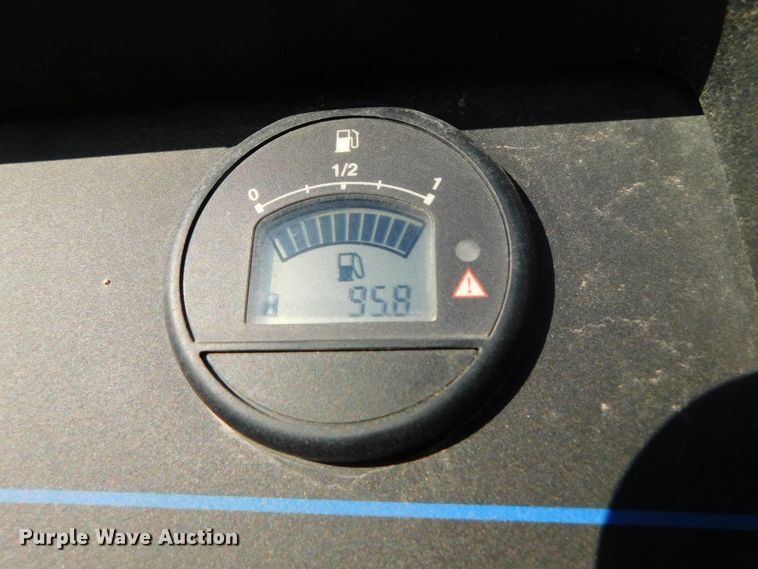 image for item DJ5775 2014 Kenworth T370  service truck