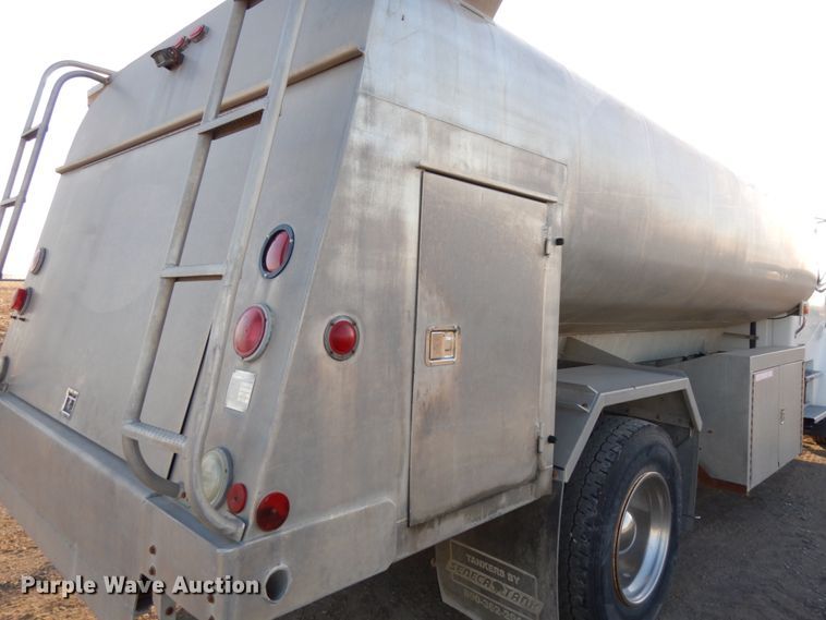 image for item DJ5776 2008 Sterling Acterra  fuel truck