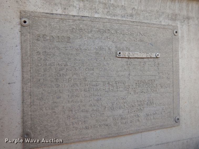 image for item DJ5776 2008 Sterling Acterra  fuel truck