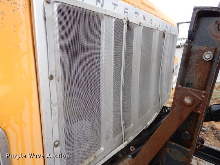 image for item DJ5789 1985 International F2554  dump truck