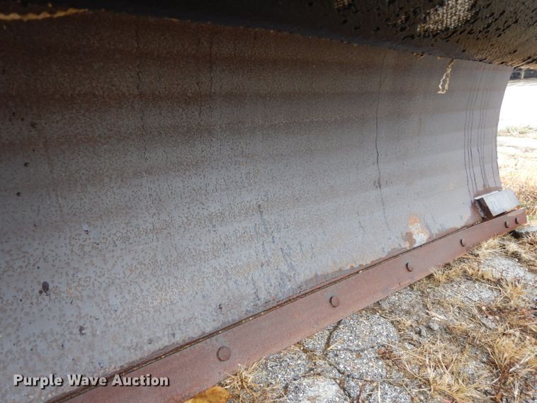 image for item DJ5789 1985 International F2554  dump truck