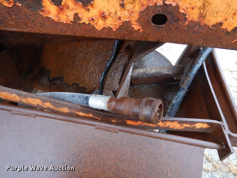 image for item DJ5789 1985 International F2554  dump truck